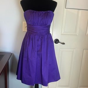 Stunning David’s Bridal Short Strapless Dress with Pockets!